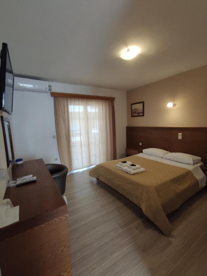 Filoxenia Hotel モネンバシア エクステリア 写真